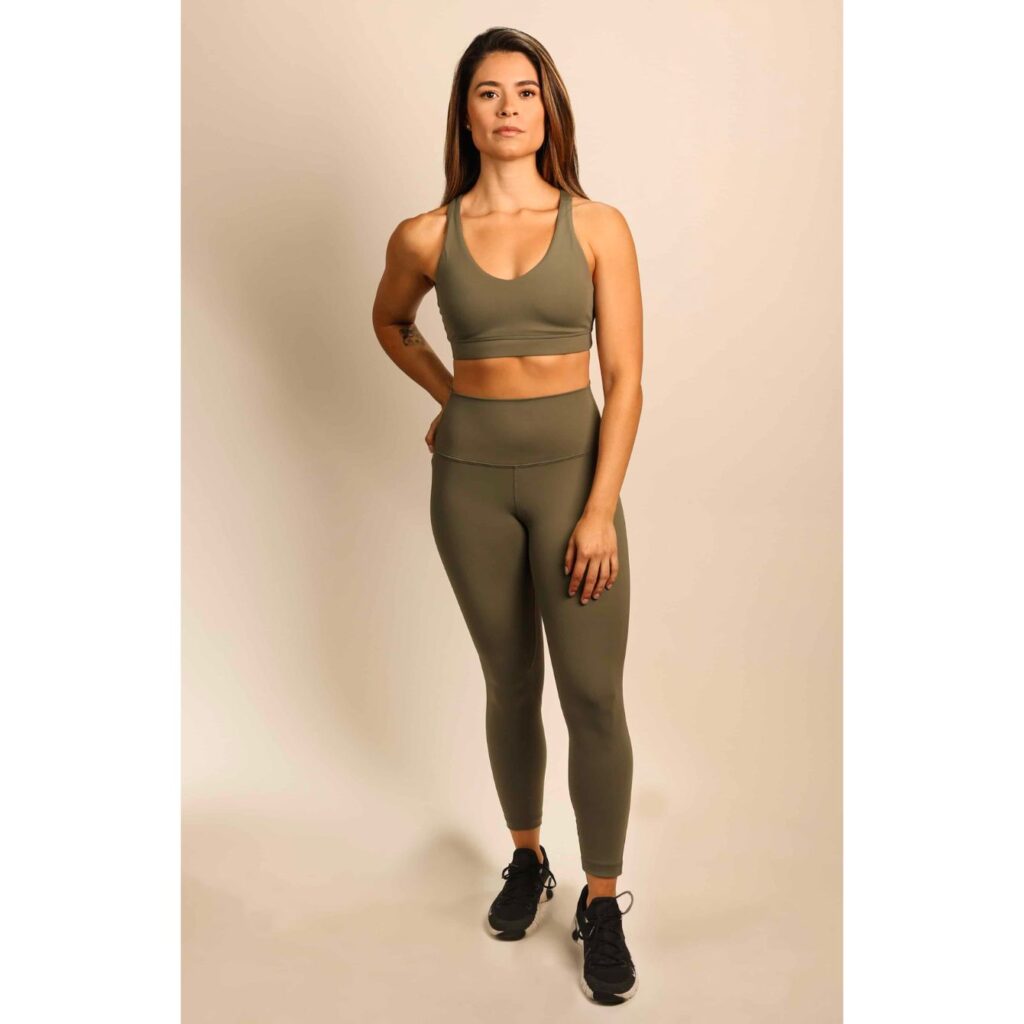 Personal trainer wear quoia activewear leggings in olive